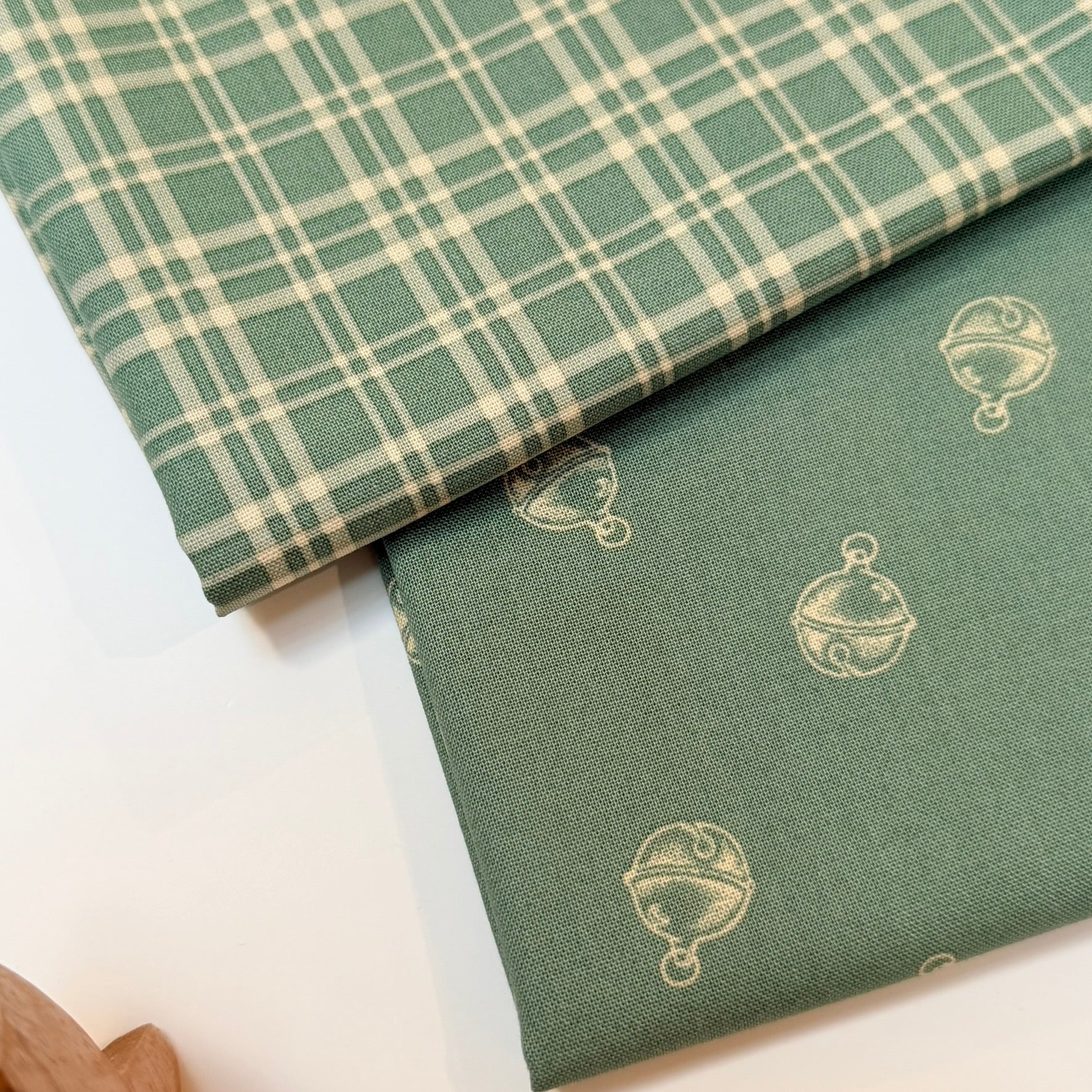 andover fabrics | patchworkstoff | jingle bell | jingle bell vintage blue