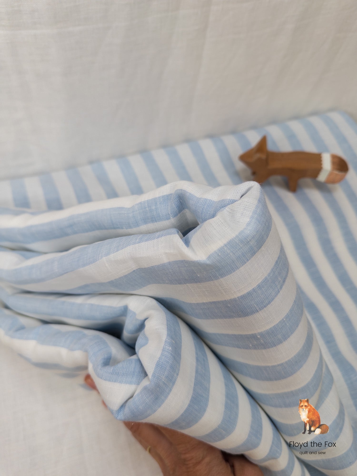 lino volpe | linen from Apulia | extra-wide | Norvegia sky blue stripes