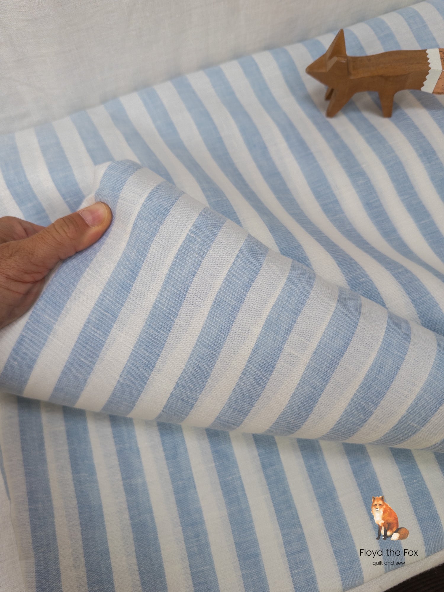 lino volpe | linen from Apulia | extra-wide | Norvegia sky blue stripes