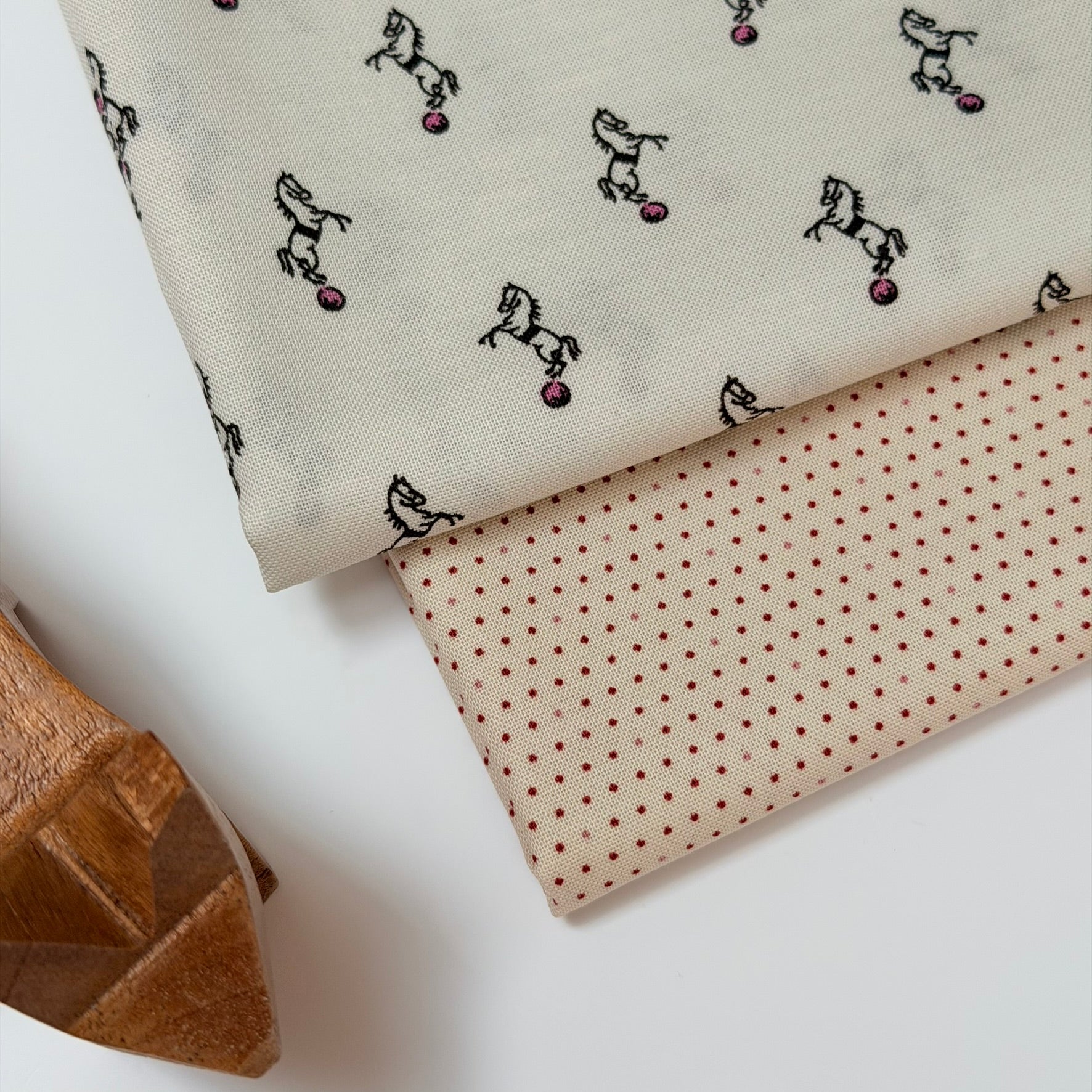 andover fabrics | patchworkstoff | hazelmont farm shirtings | lillian black