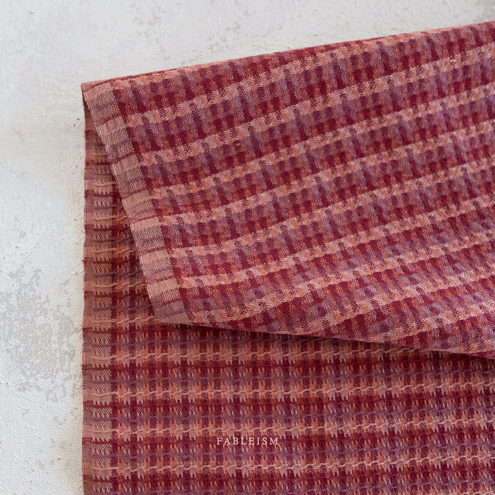 fabulismo | hora dorada | tweed tejido en rosaleda