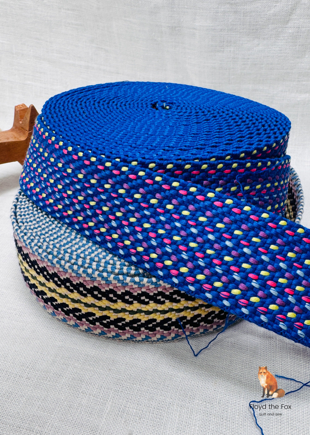 webbing | 40mm | konfettikomet electric blue