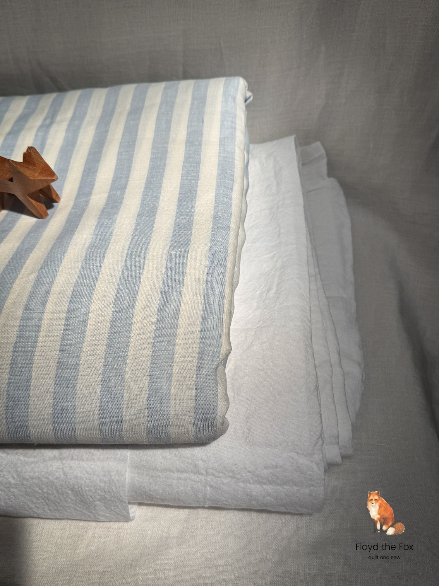 lino volpe | linen from Apulia | extra-wide | Norvegia sky blue stripes