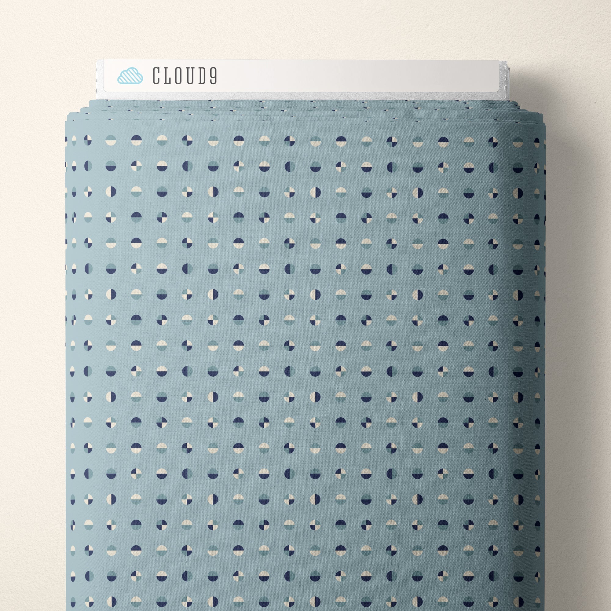 cloud9 fabrics | patchworkstoff | american bold | circular sky blue - floydthefox