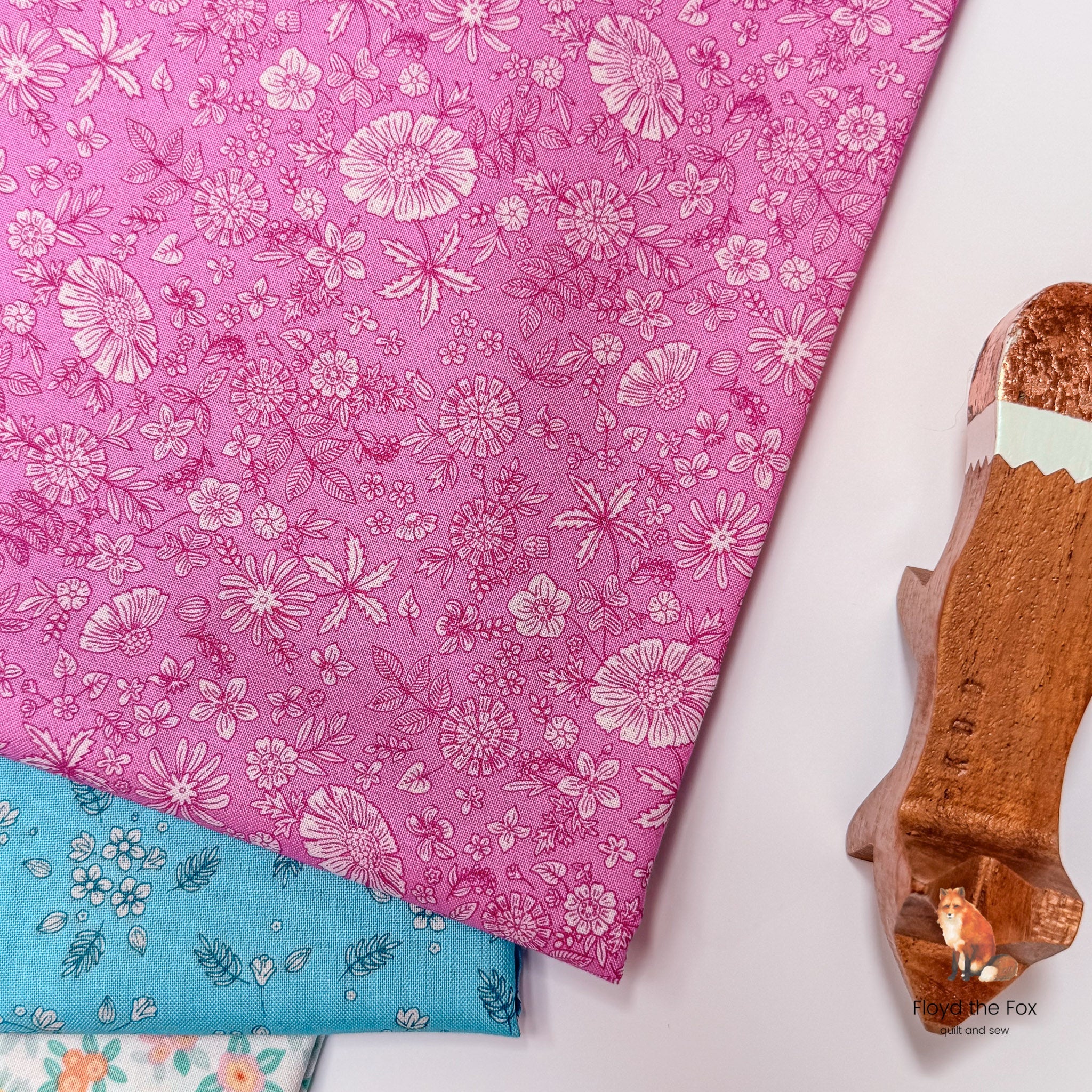 figo fabrics | patchworkstoff | floral romance | marigold pink - floydthefox
