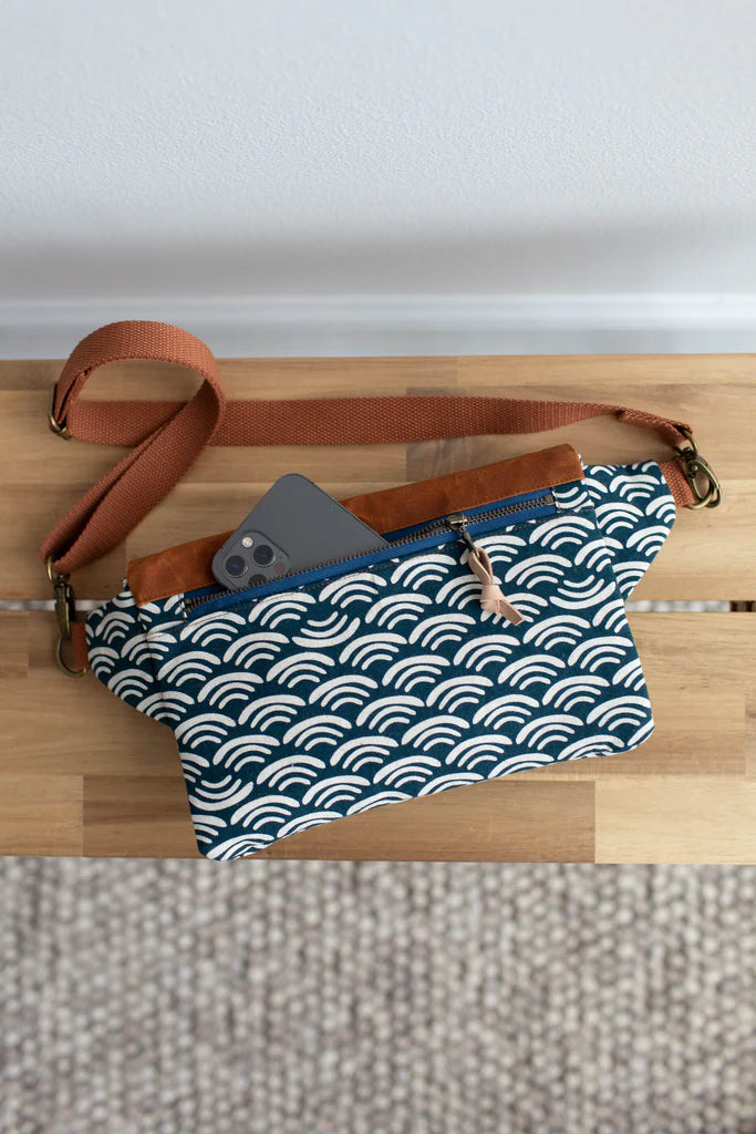 sewing pattern | noodlehead | haralson belt bag