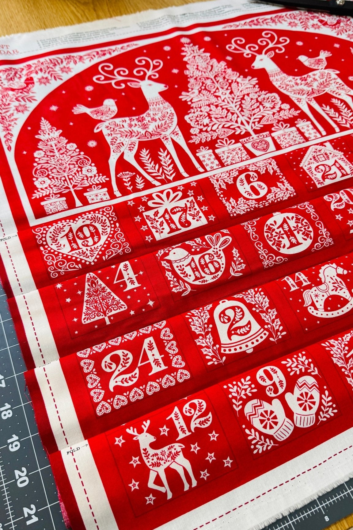 makower uk | scandi | adventskalender - panel - floydthefox