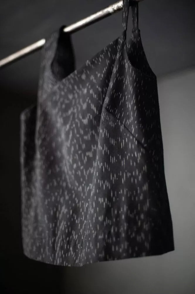 merchant & mills | ikat | alaskan snow - floydthefox