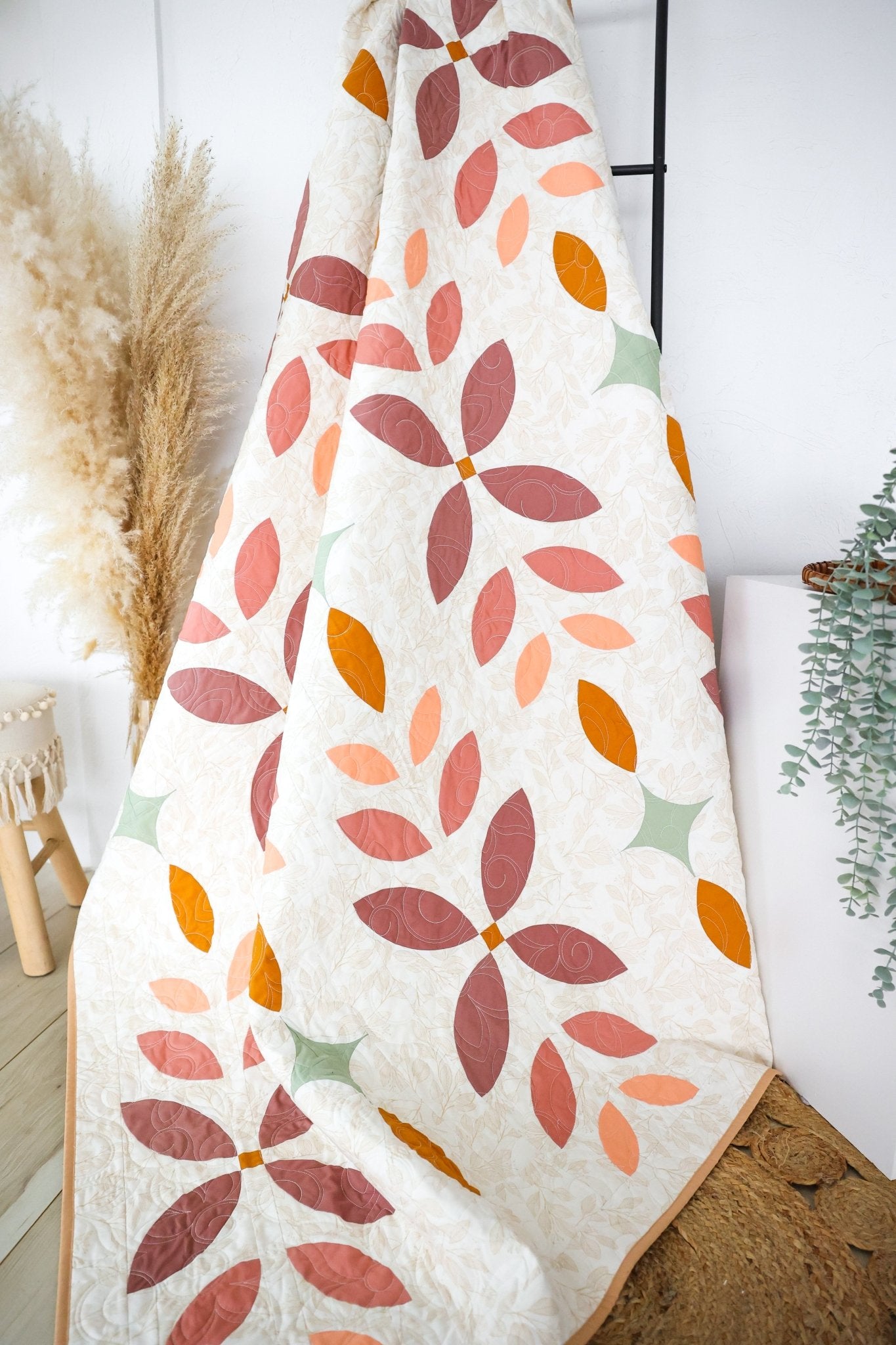 quiltkit | heck.yes.sew.co | flora fields cover - floydthefox