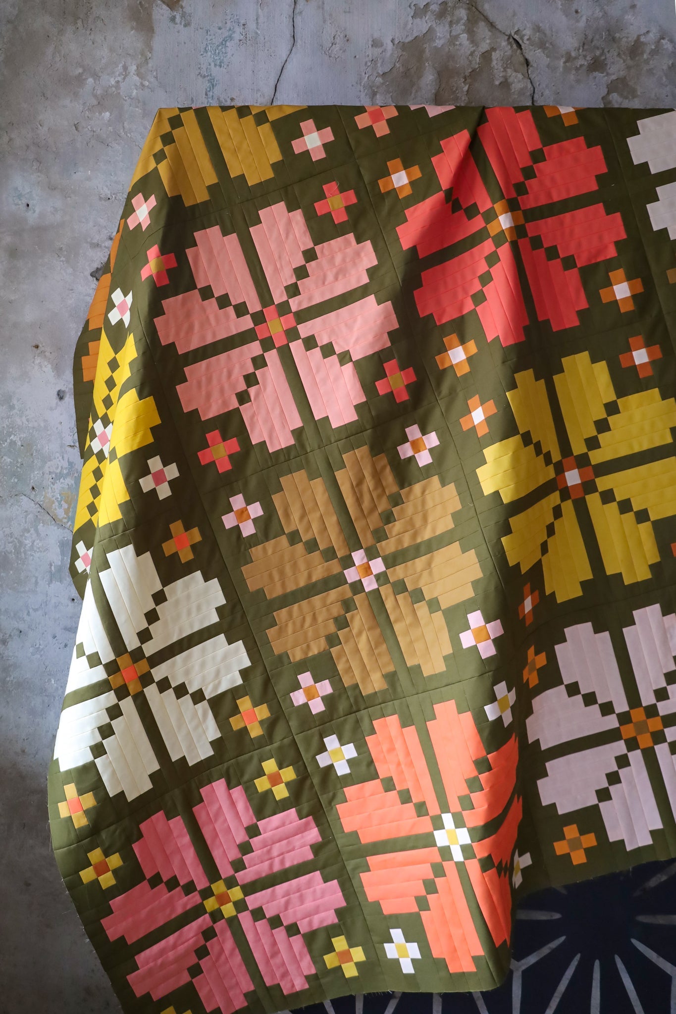 quiltkit | loandbehold | knitted blooms - floydthefox