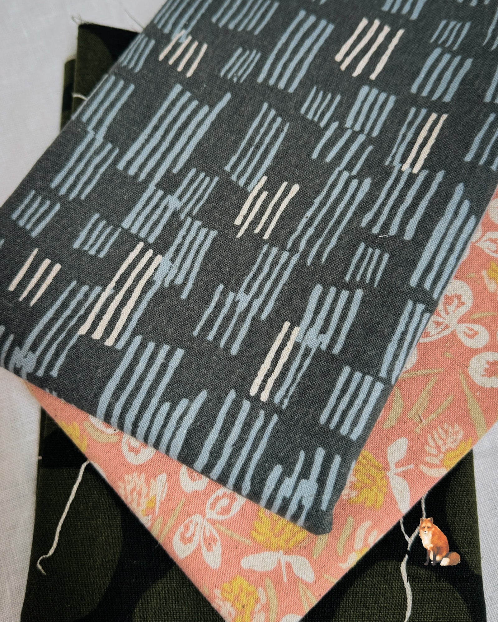 robert kaufman | canvas | noodlehead | orchard run | charcoal lines - floydthefox