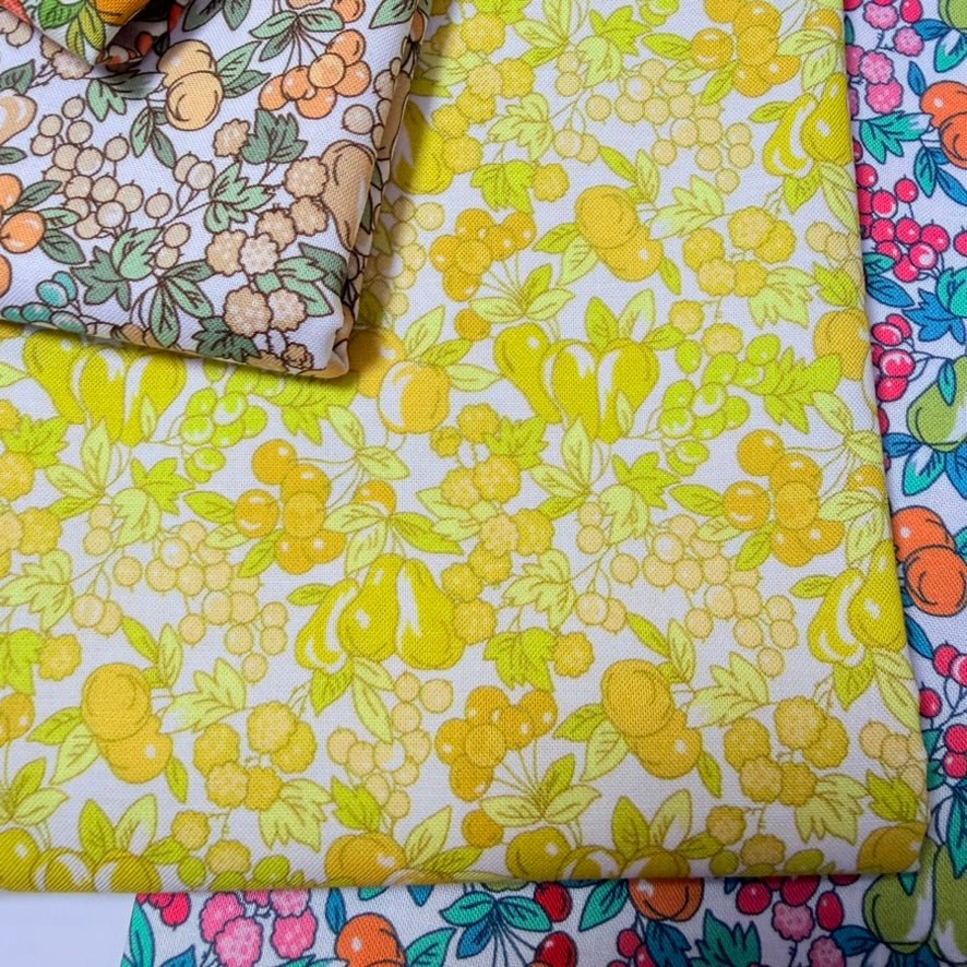 robert kaufman | patchworkstoff | fabric market | floral corn yellow - floydthefox