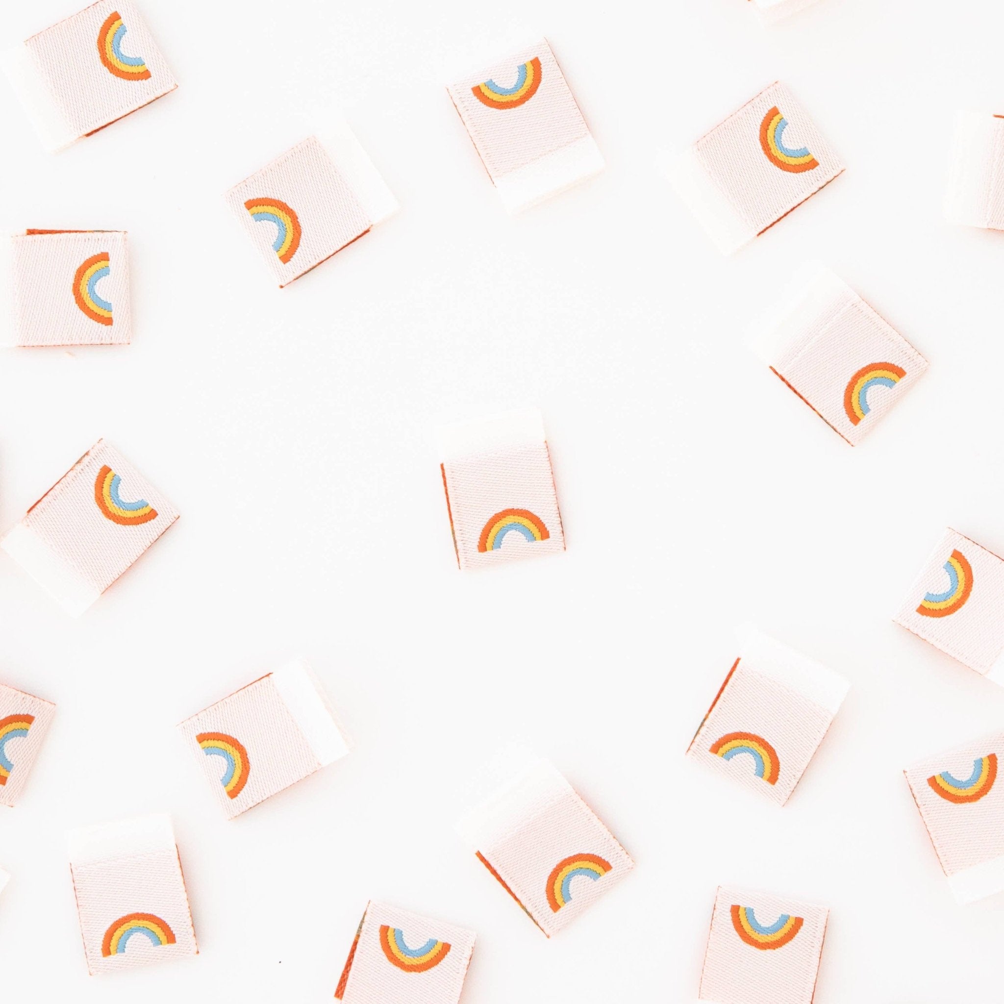 sarah hearts | weblabel | mini regenbogen - floydthefox