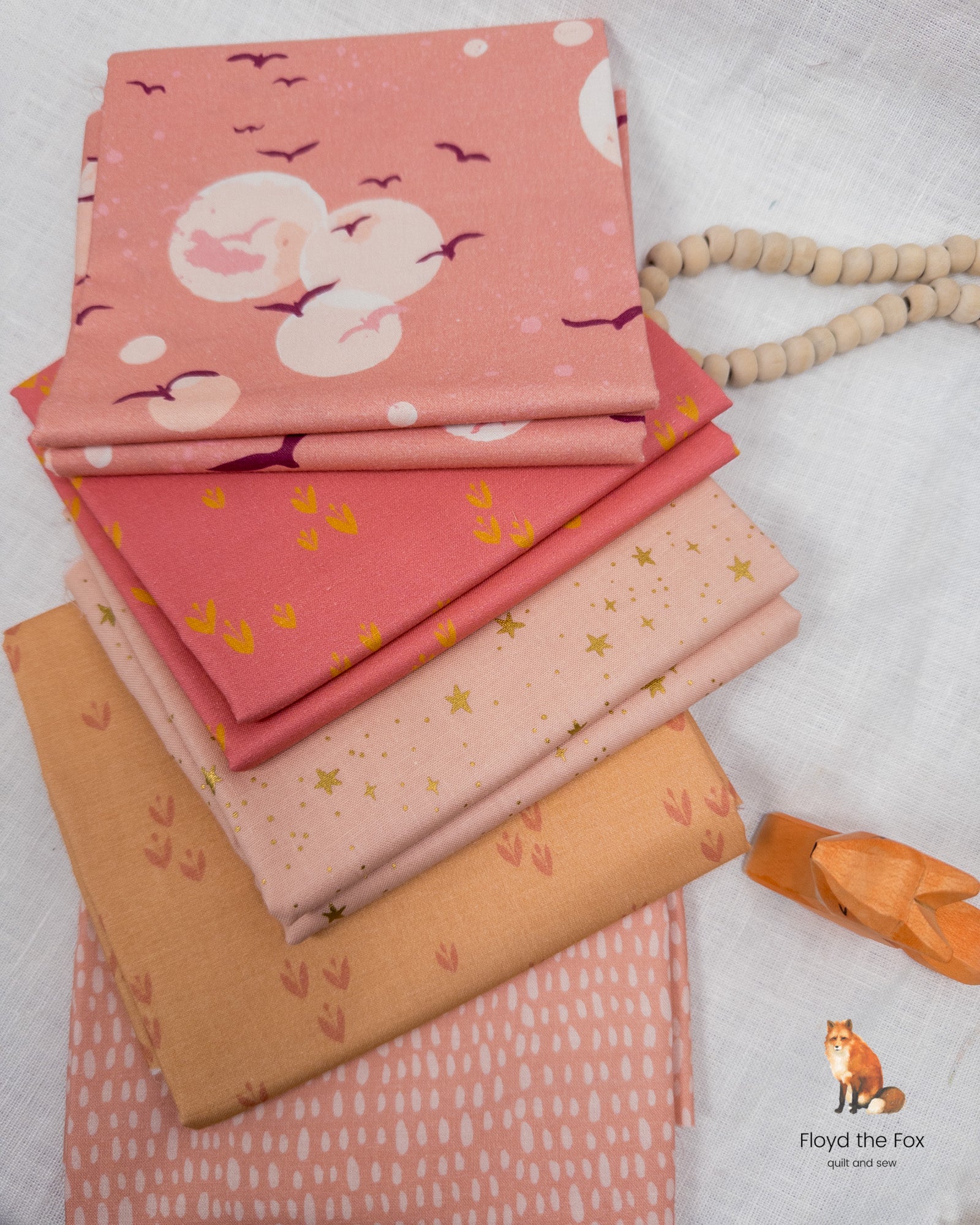 fabric bundle | monochrome | petal
