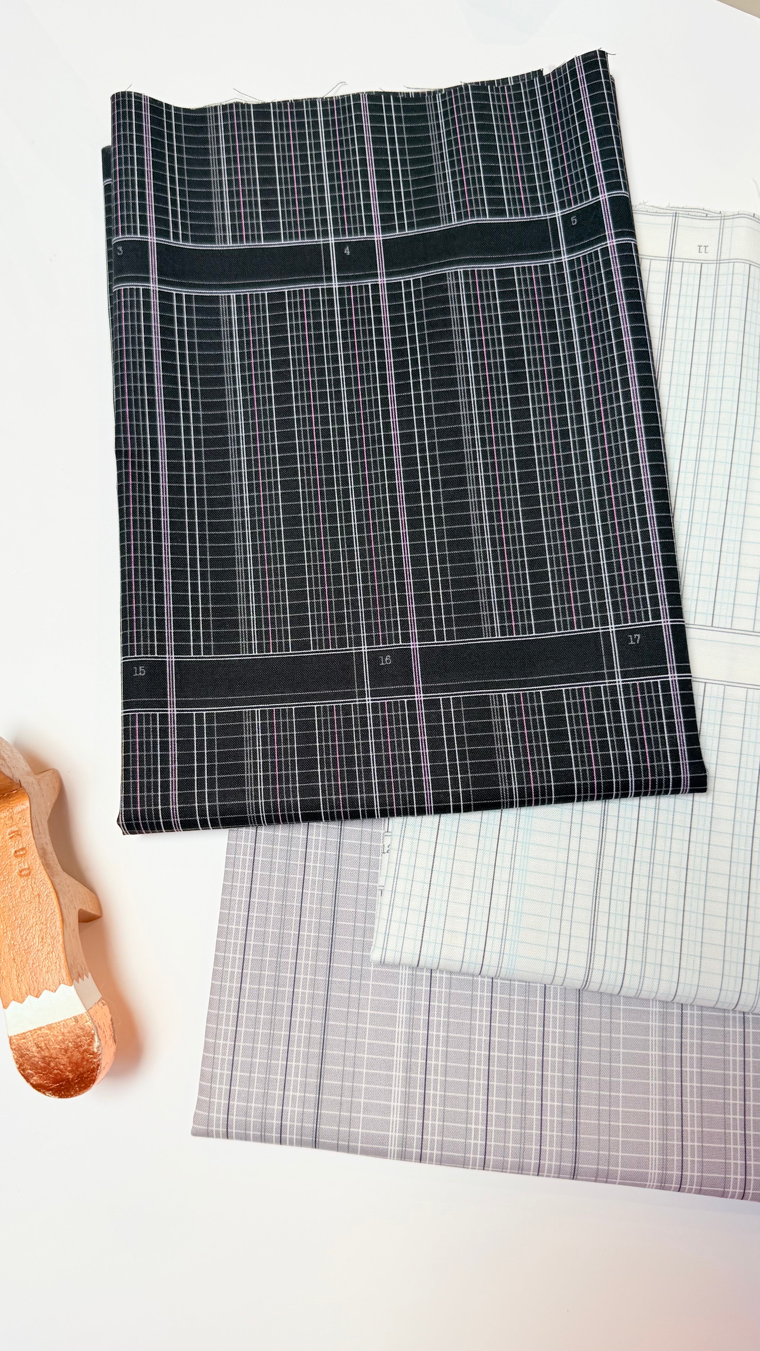 andover fabrics | patchworkstoff | shadow 2026 | ledger ink