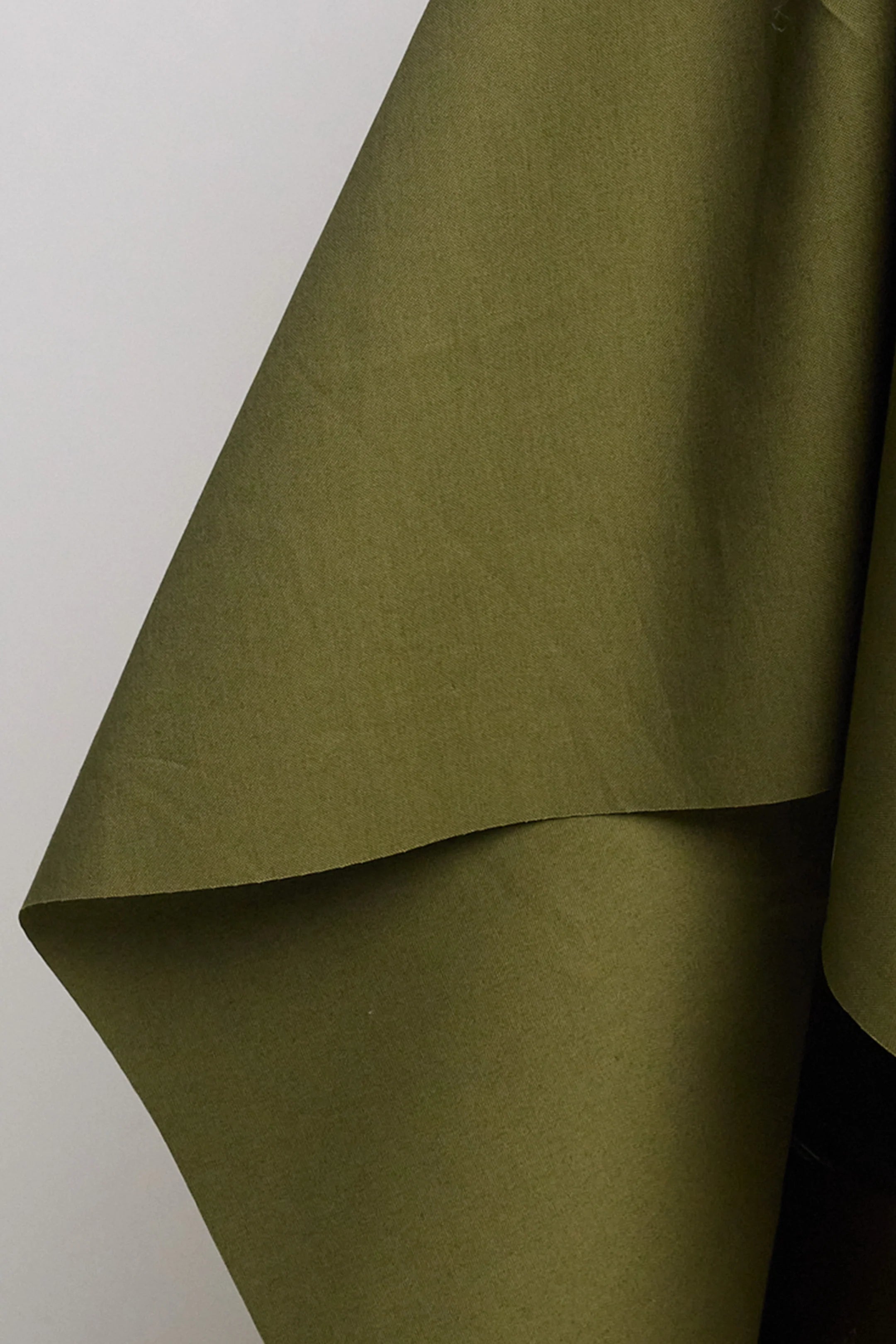 atelier brunette | gabardine wasserabweisend | ivy green