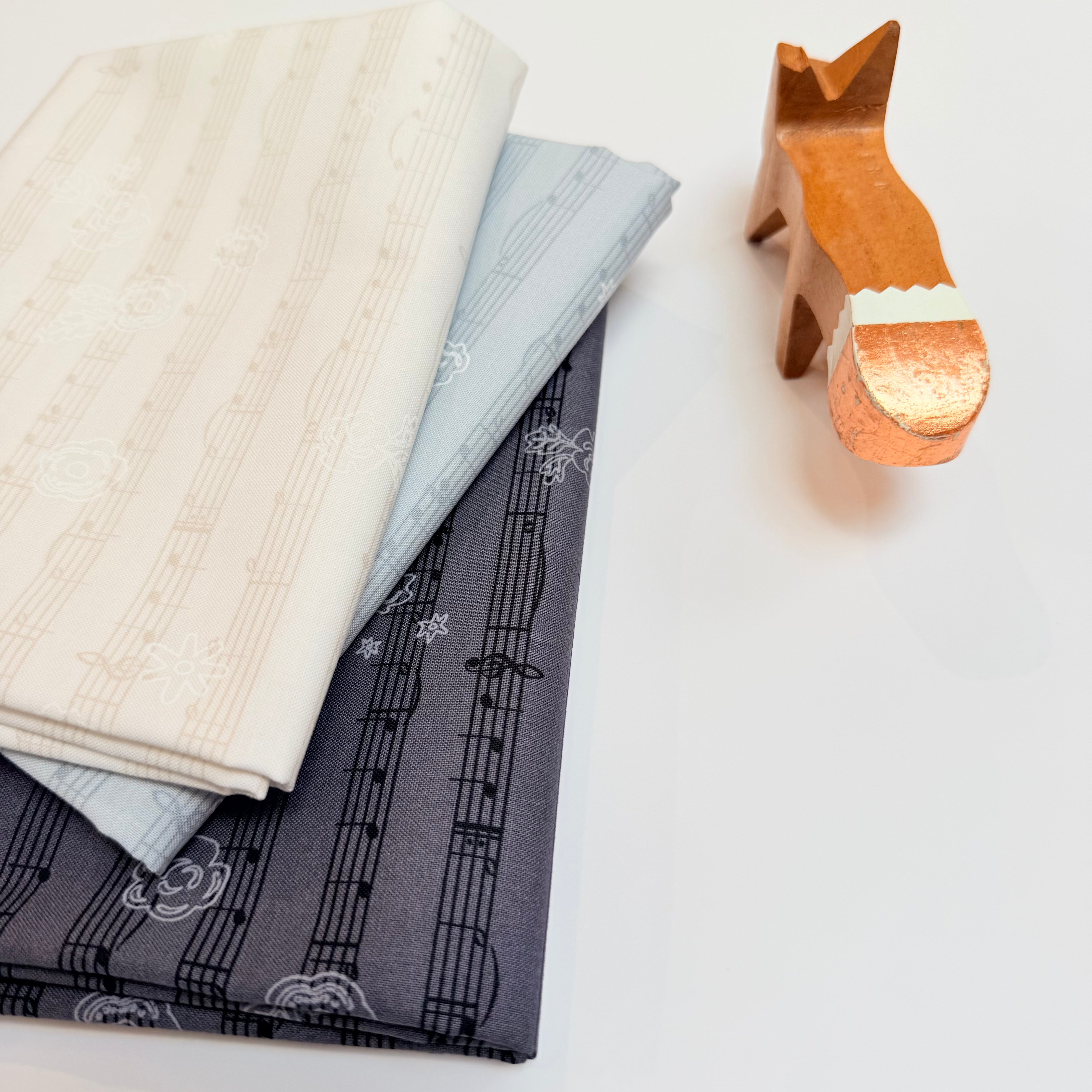 andover fabrics | patchworkstoff | shadow 2026 | singalong aubade