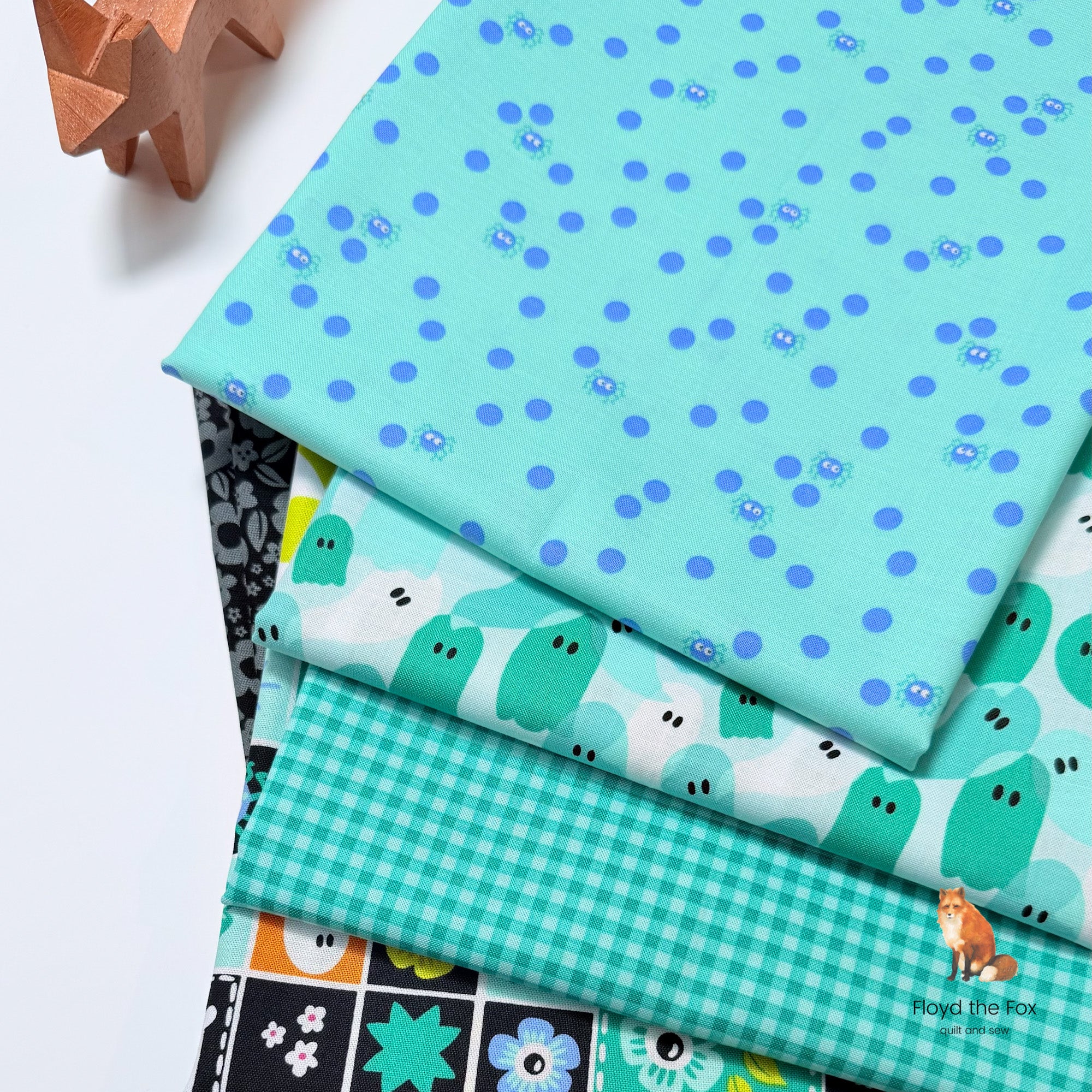 andover | patchworkstoff | ghostly garden | bitty gingham aqua
