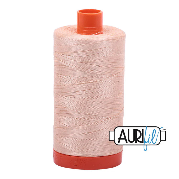 garn | aurifil | 50wt 1300m |  apricot
