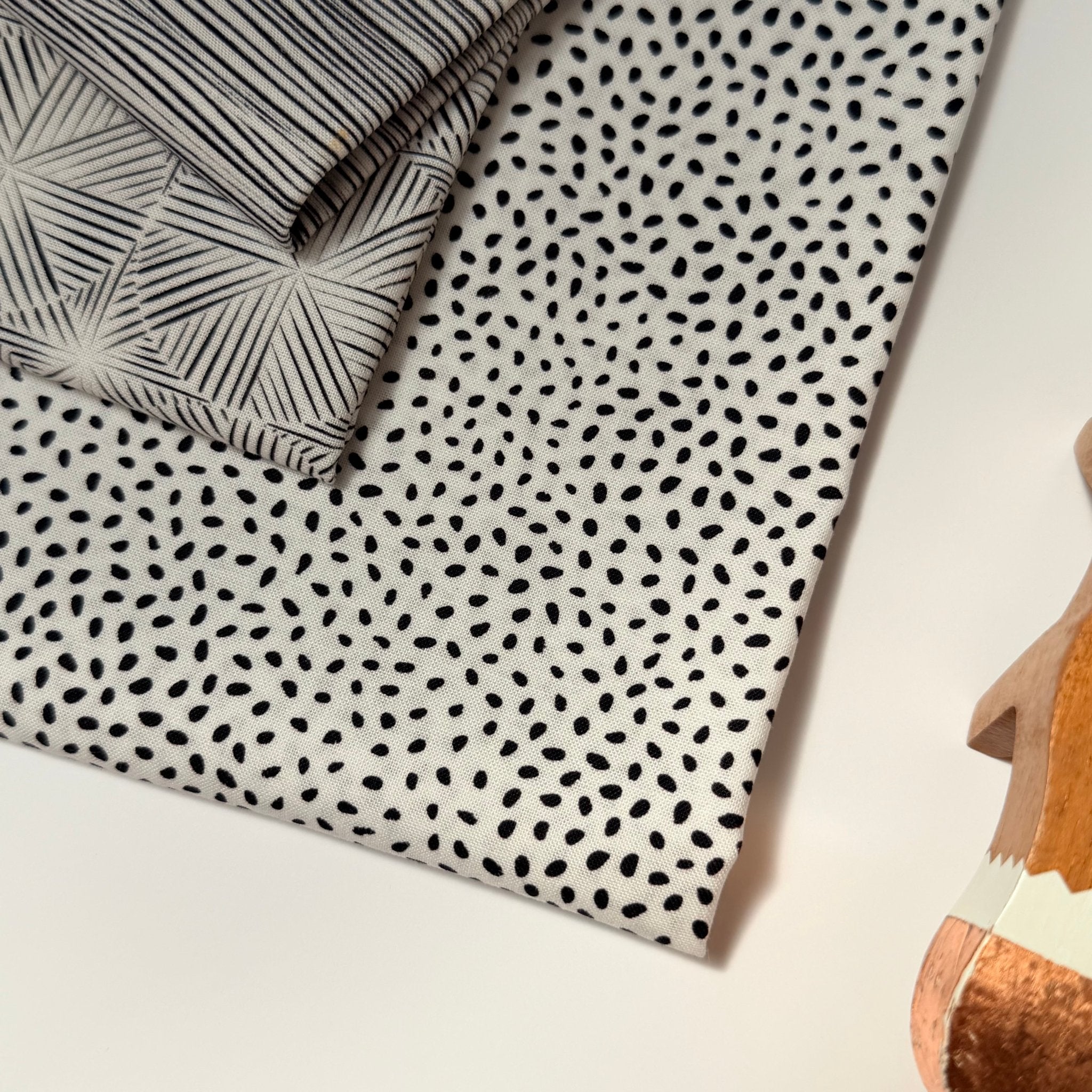cloud9 fabrics | patchworkstoff | marks made | little bits - floydthefox