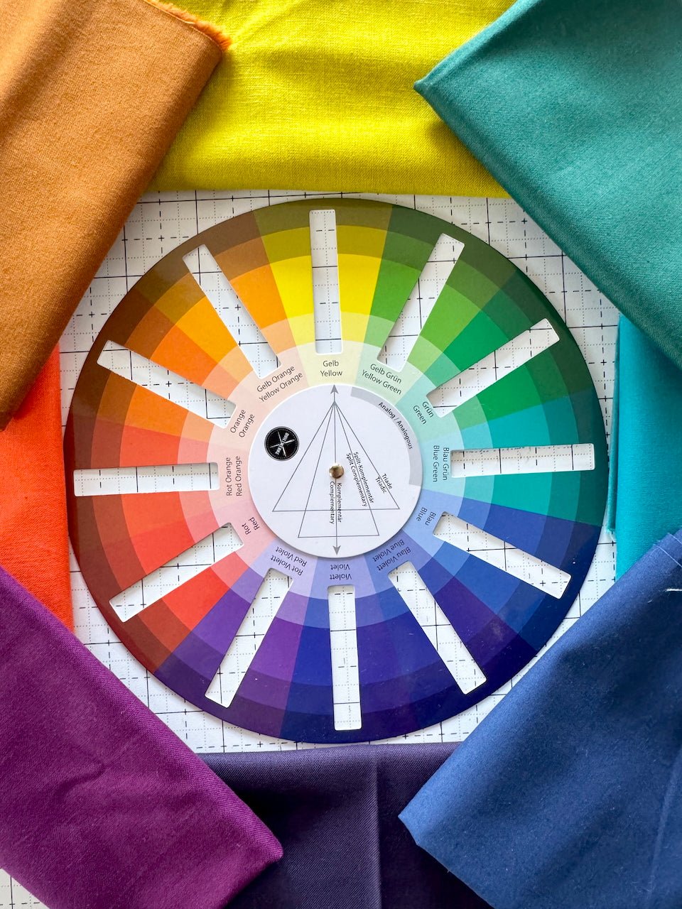 quiltwerke farbrad | quilter's colour wheel - floydthefox