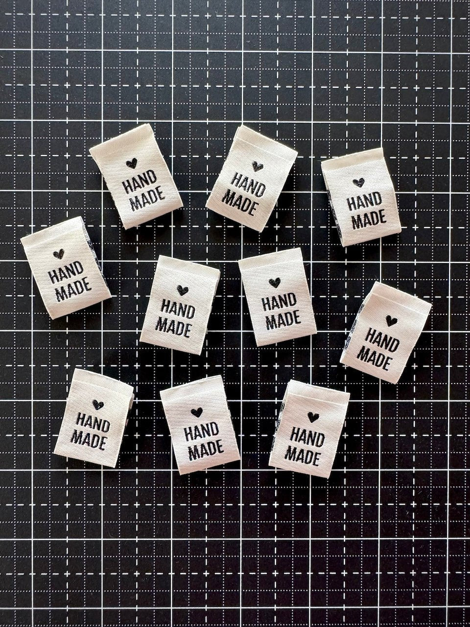 quiltwerke weblabel | special edition 2/2025 | label handmade grau/schwarz - floydthefox