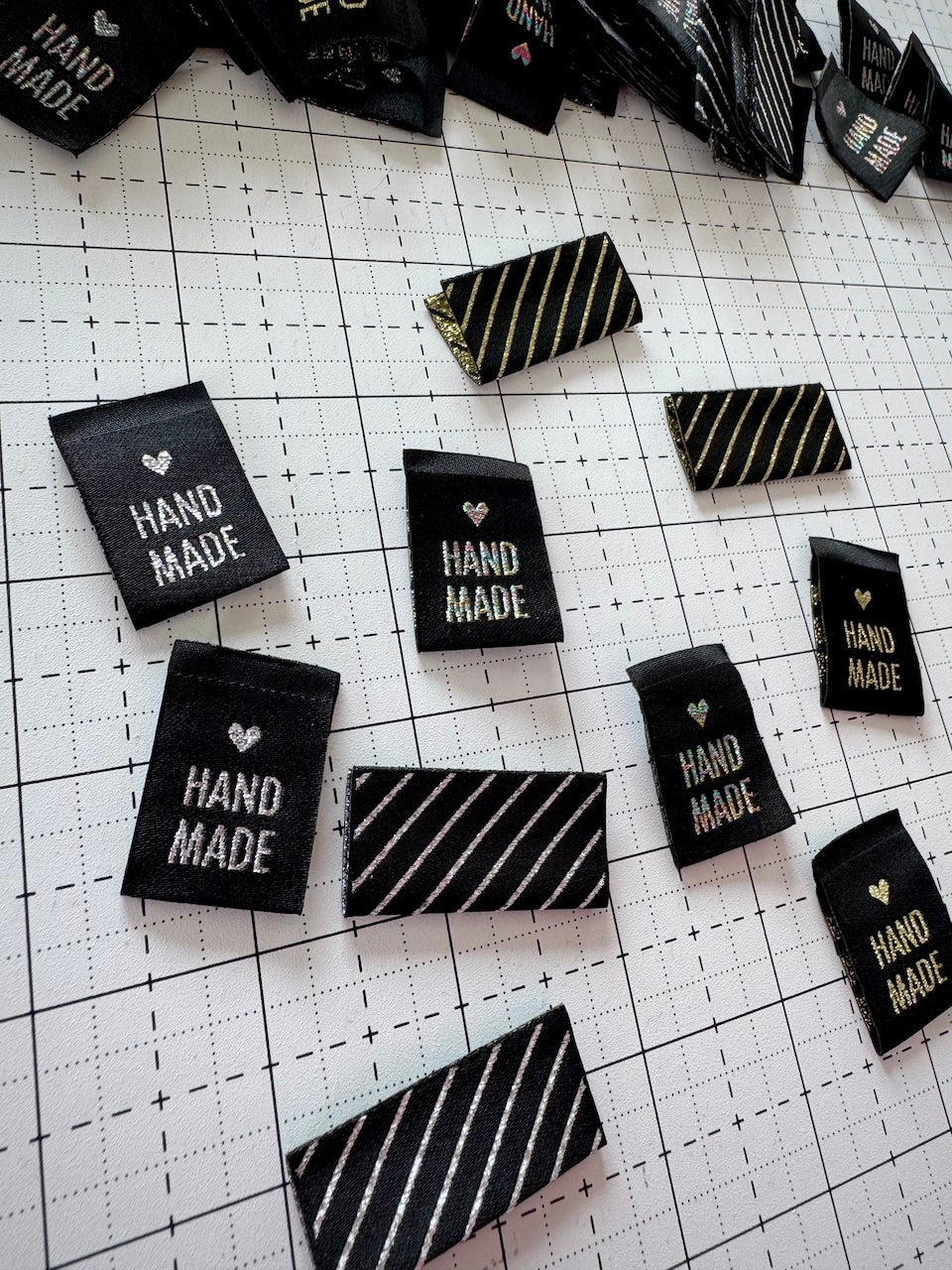 quiltwerke weblabel | special edition 2/2025 | set handmade dunkel - floydthefox