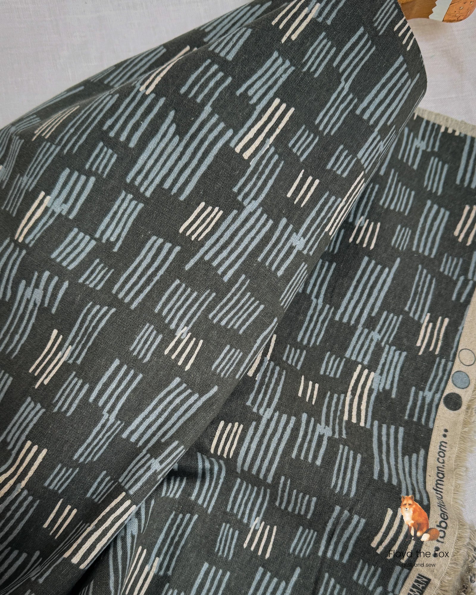 robert kaufman | canvas | noodlehead | orchard run | charcoal lines - floydthefox