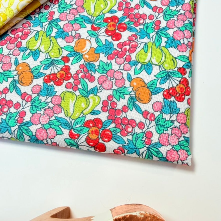 robert kaufman | patchworkstoff | fabric market | floral retro - floydthefox