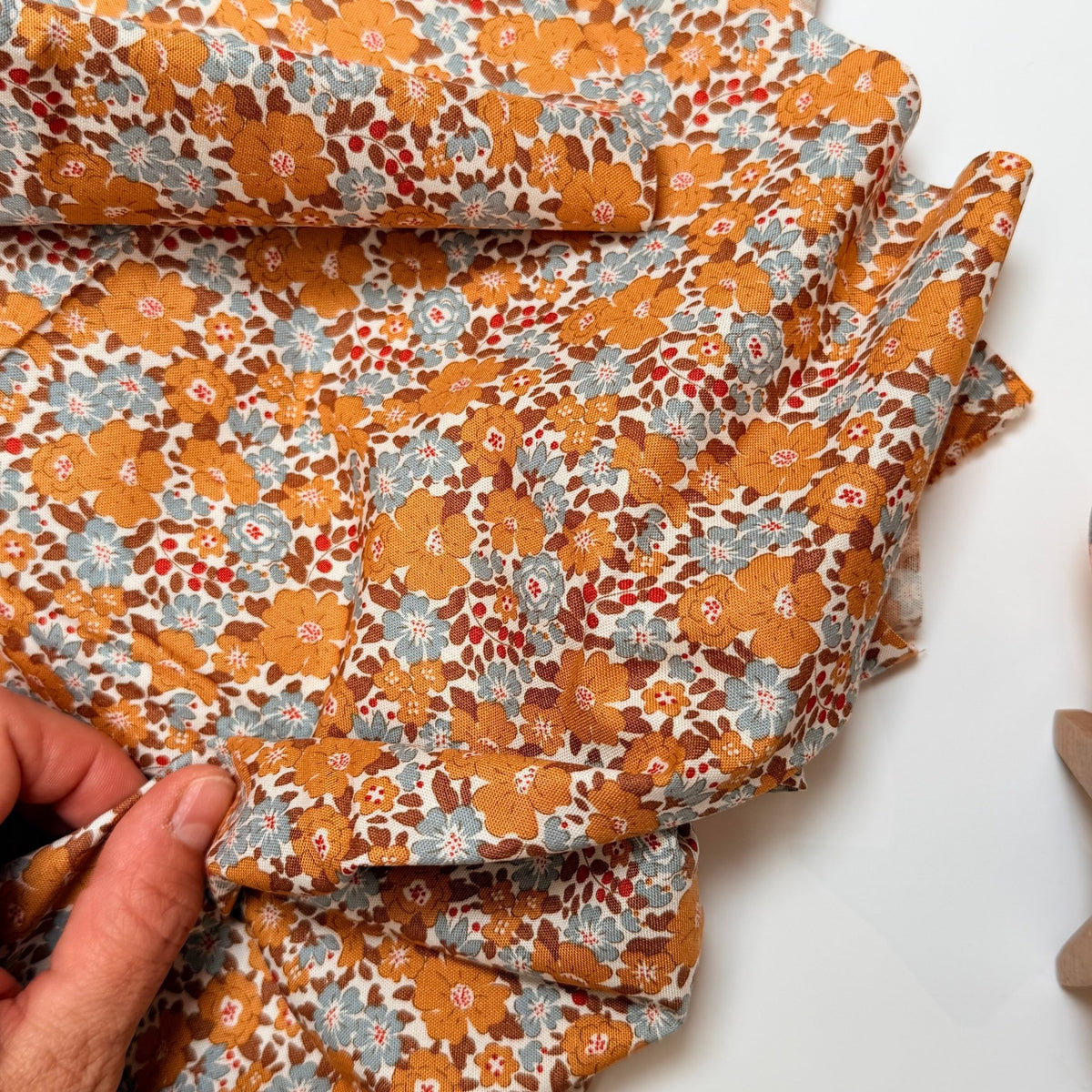 tilda | patchworkstoff | creating memories | harper saffron - floydthefox